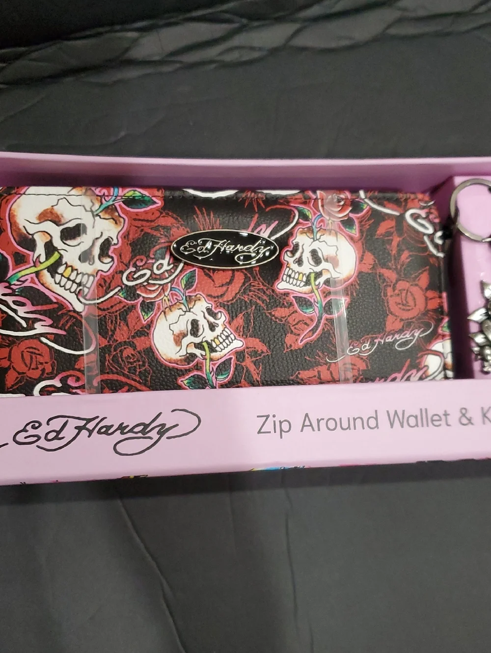 Ed Hardy‎ red black Ed Hardy printed gunmetal rose charm key ring wallet set new